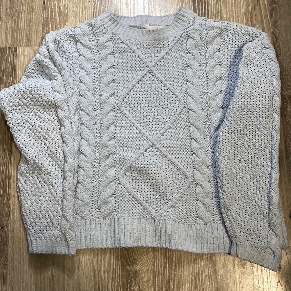 Women’s sweater fluffy & soft